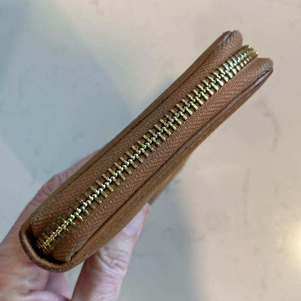 Kenneth Cole New York beige zip around accordion  wallet - Picture 6 of 13